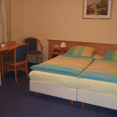 Brauhaus Zils Brau Hotel Restaurant Fohren Zimmer foto